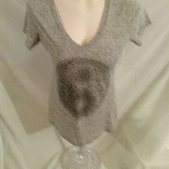 Heather Gray t-shirt - Picture 1 of 5